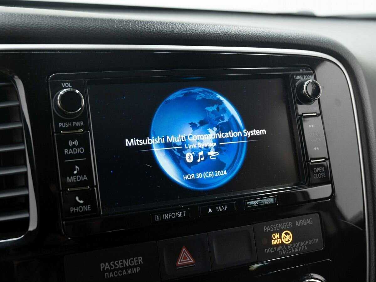 Mitsubishi Outlander с пробегом — 2016 год. Фото: #21