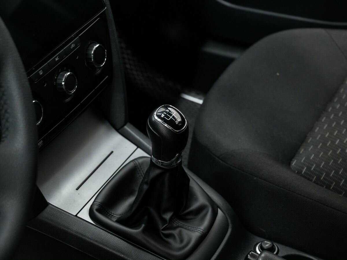 Skoda Octavia с пробегом — 2011 год. Фото: #17