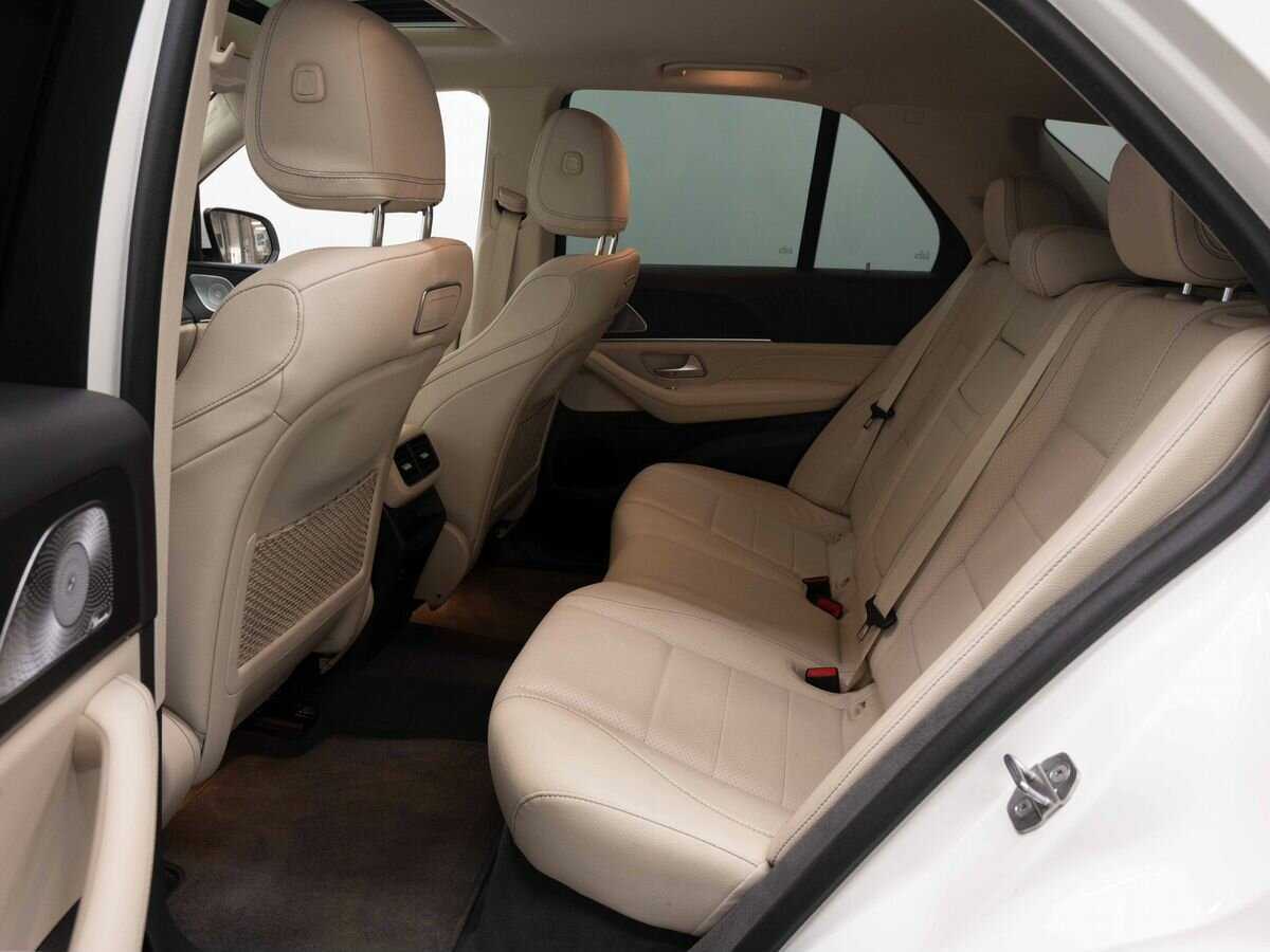 Mercedes-Benz GLE с пробегом — 2019 год. Фото: #10