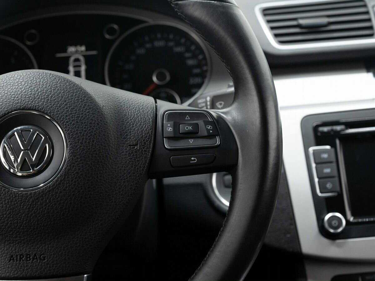 Volkswagen Passat с пробегом — 2011 год. Фото: #17