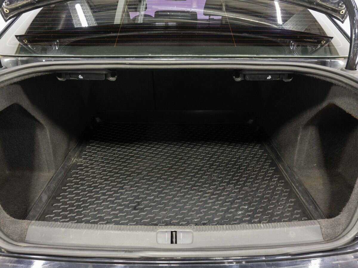 Volkswagen Passat с пробегом — 2011 год. Фото: #24