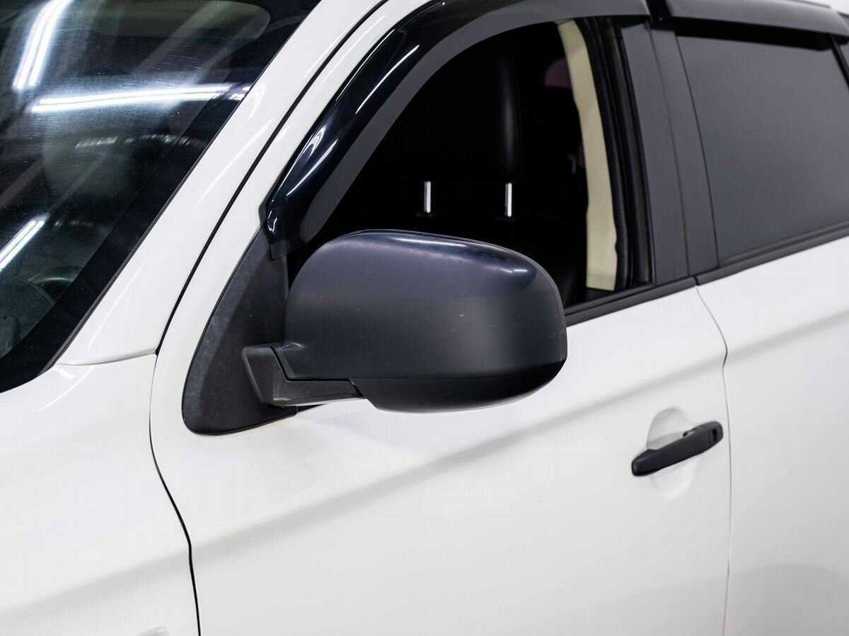 Mitsubishi Outlander с пробегом — 2018 год. Фото: #7