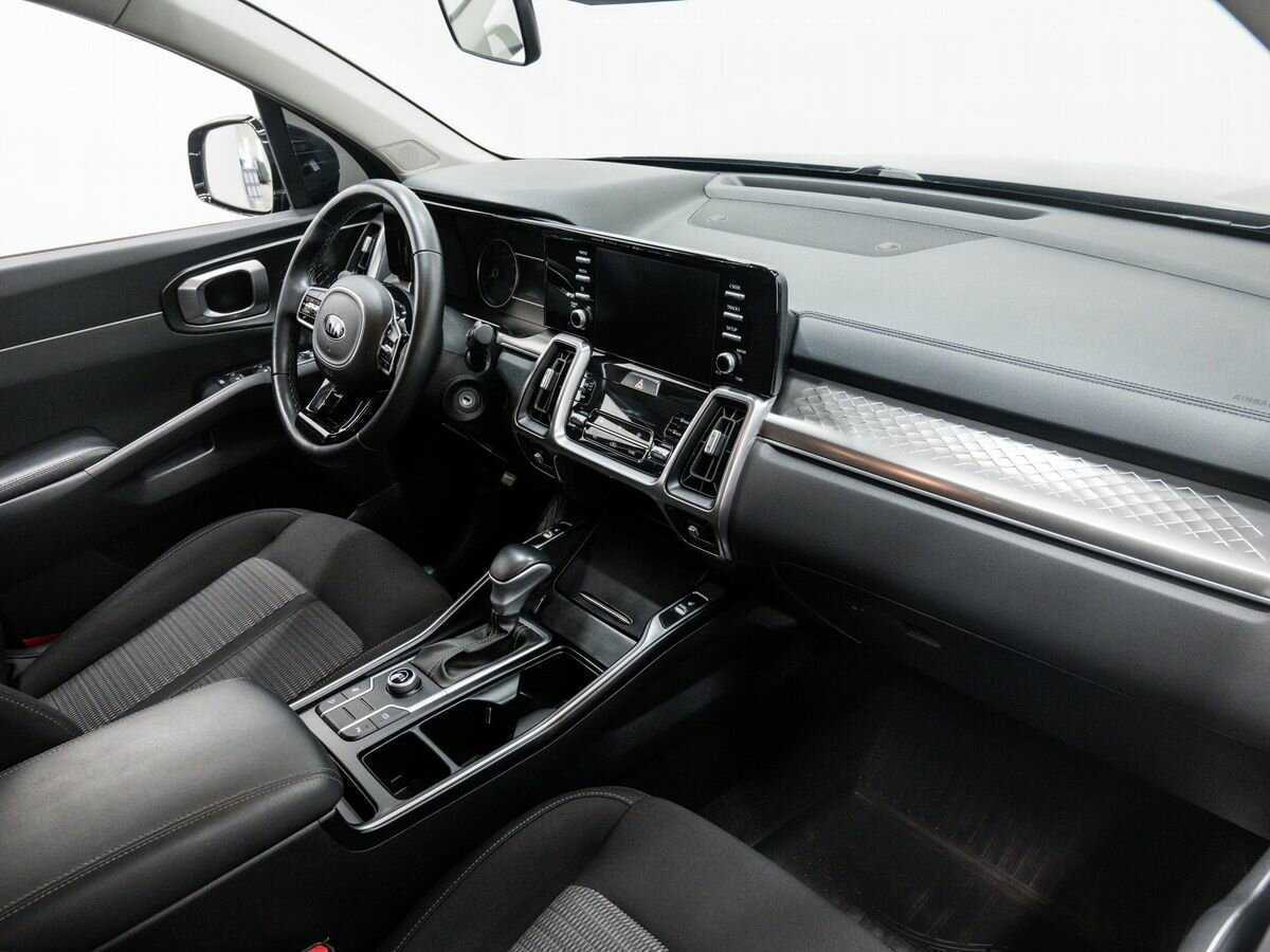 Kia Sorento с пробегом — 2021 год. Фото: #9
