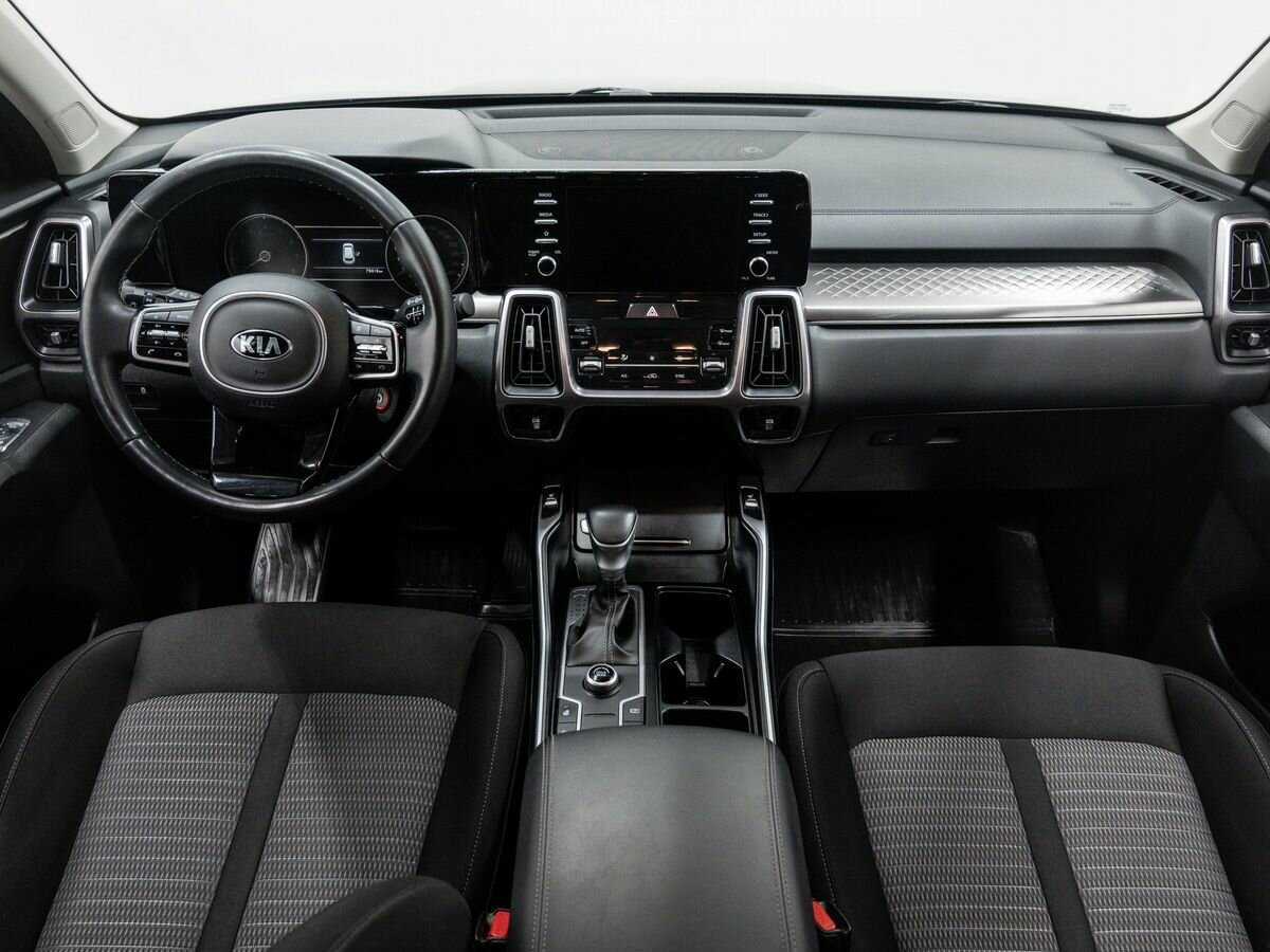 Kia Sorento с пробегом — 2021 год. Фото: #13