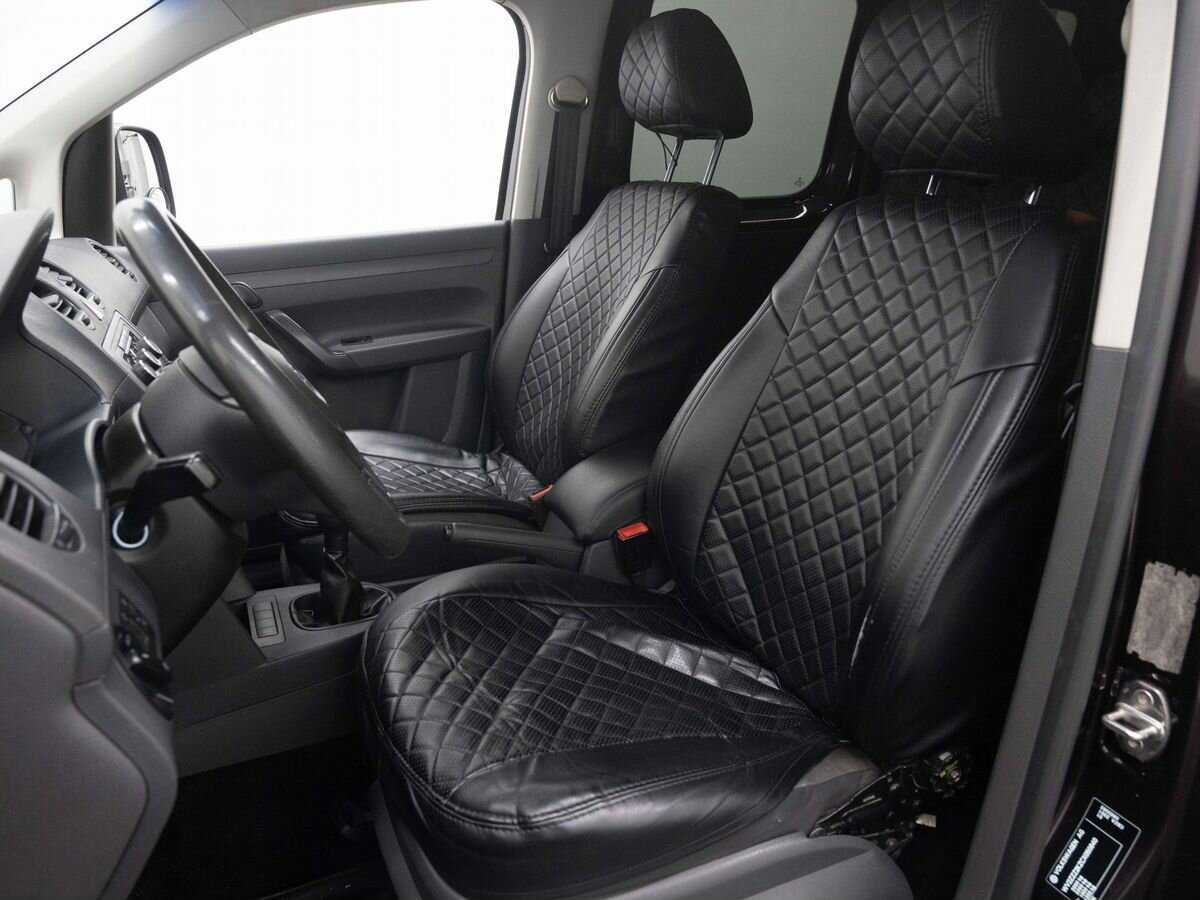 Volkswagen Caddy с пробегом — 2011 год. Фото: #7