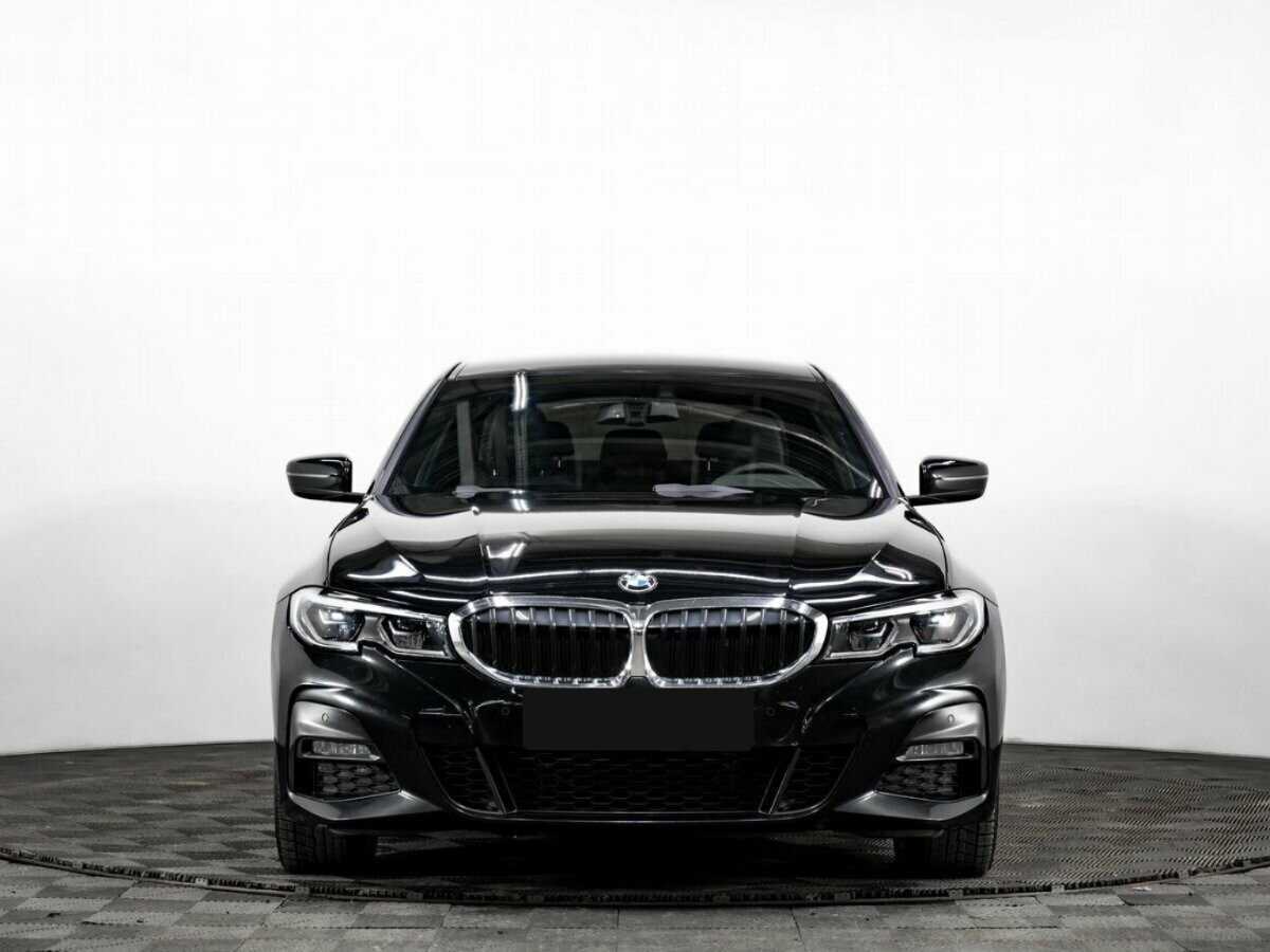 BMW 3 серии с пробегом — 2020 год. Фото: #1