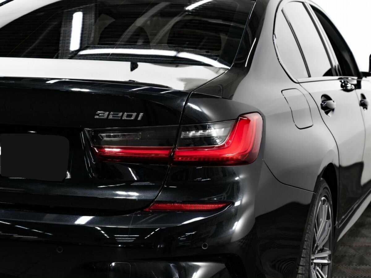 BMW 3 серии с пробегом — 2020 год. Фото: #9