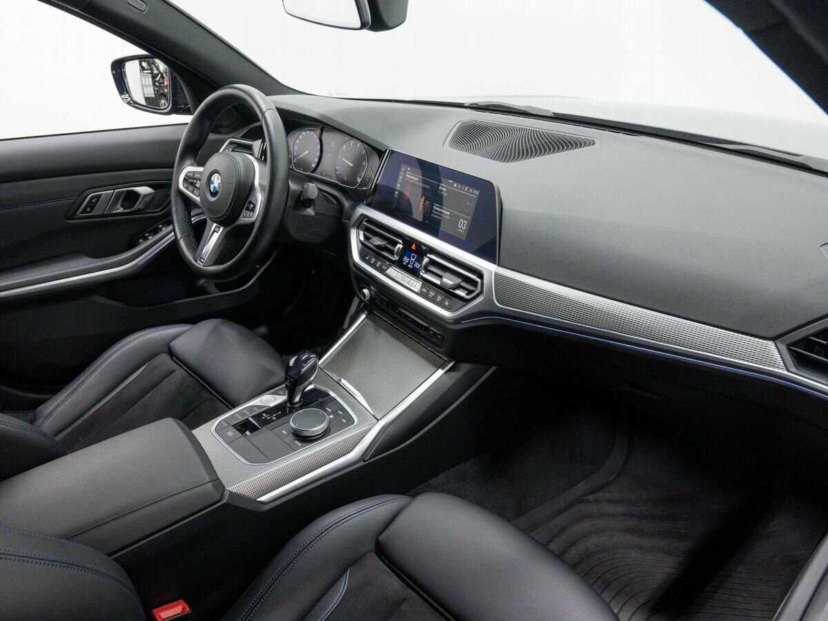 BMW 3 серии с пробегом — 2020 год. Фото: #10