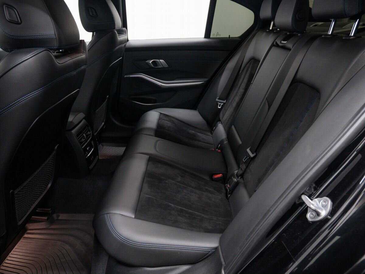 BMW 3 серии с пробегом — 2020 год. Фото: #16