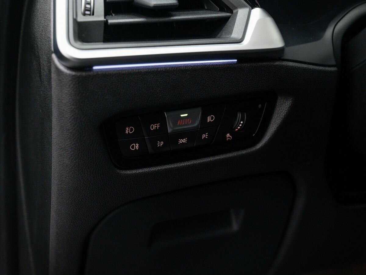 BMW 3 серии с пробегом — 2020 год. Фото: #20