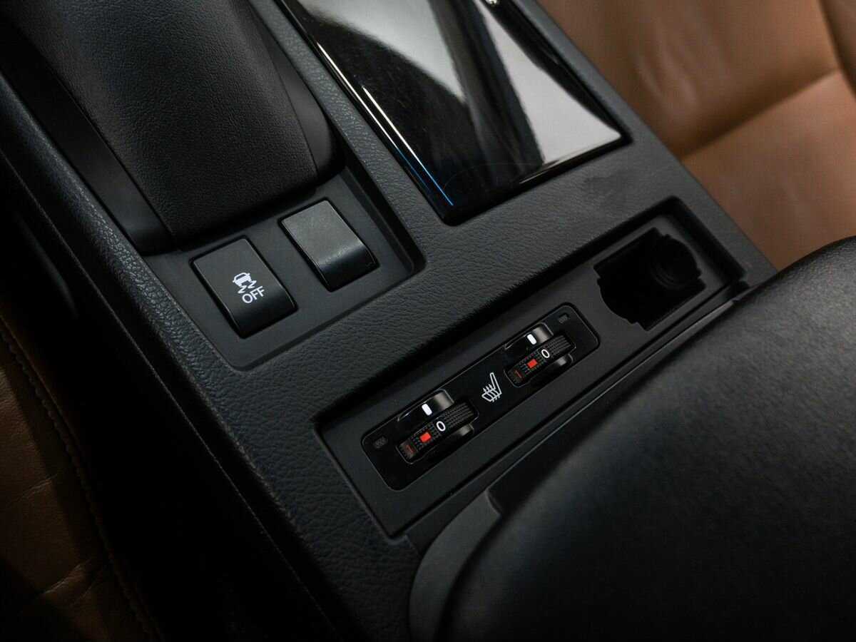 Lexus RX с пробегом — 2013 год. Фото: #18