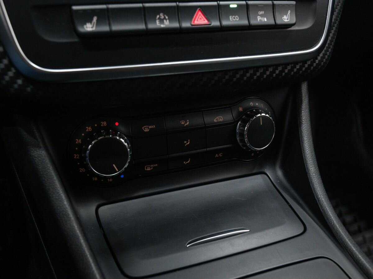 Mercedes-Benz GLA с пробегом — 2014 год. Фото: #18