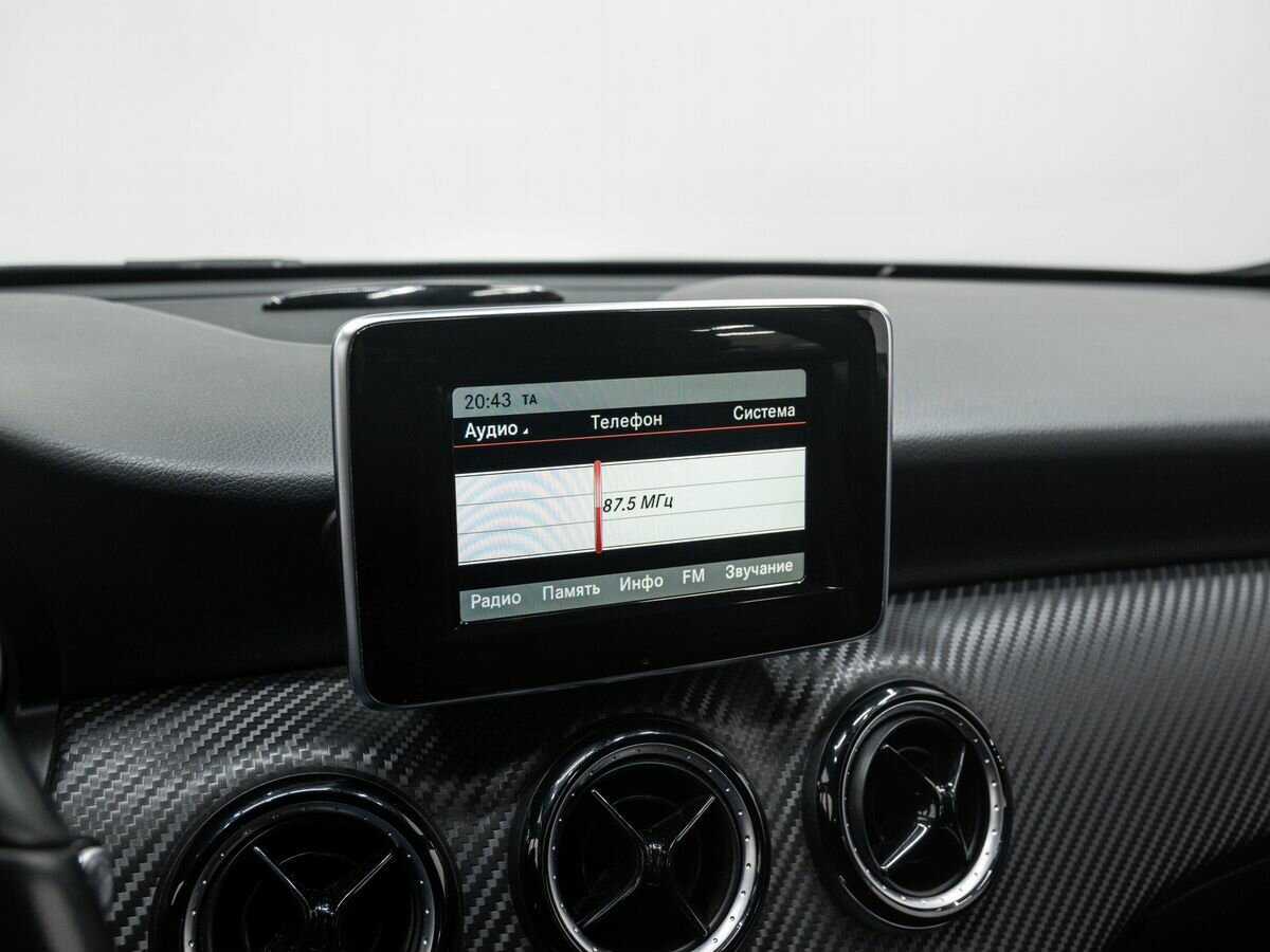 Mercedes-Benz GLA с пробегом — 2014 год. Фото: #20