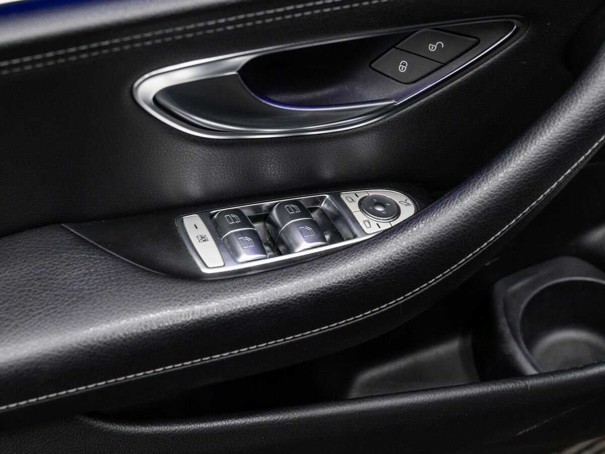 Mercedes-Benz E-Класс с пробегом — 2021 год. Фото: #14