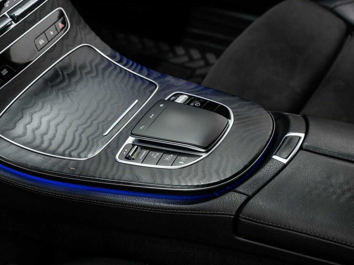 Mercedes-Benz E-Класс с пробегом — 2021 год. Фото: #16