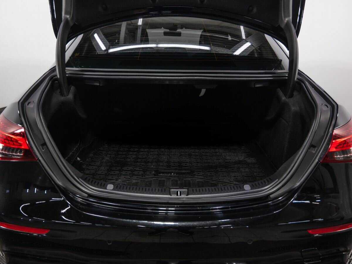 Mercedes-Benz E-Класс с пробегом — 2021 год. Фото: #22