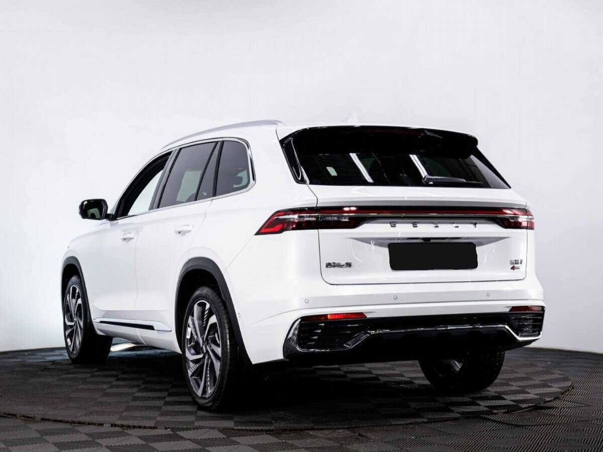 Geely Monjaro с пробегом — 2024 год. Фото: #3