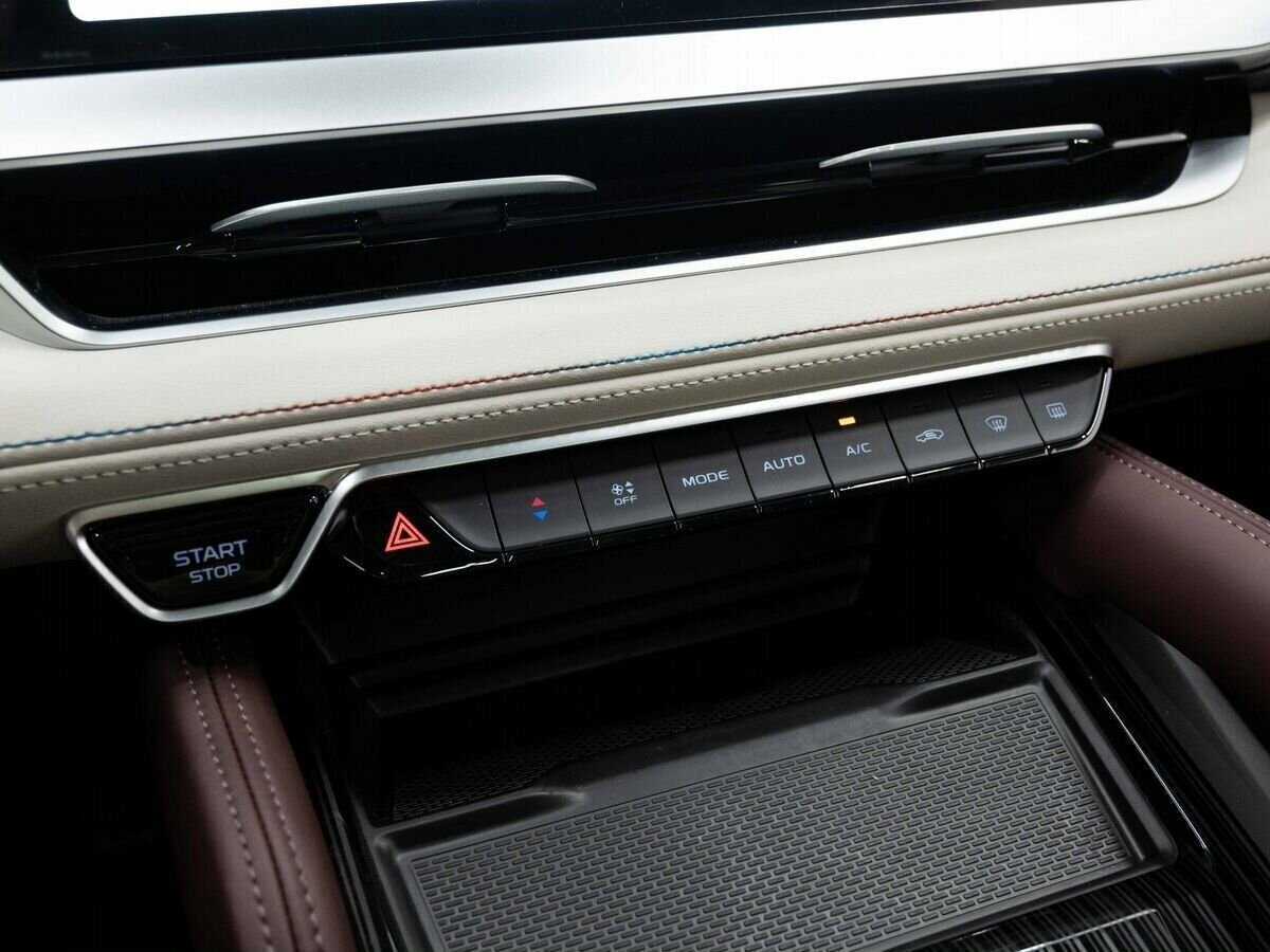 Geely Monjaro с пробегом — 2024 год. Фото: #23