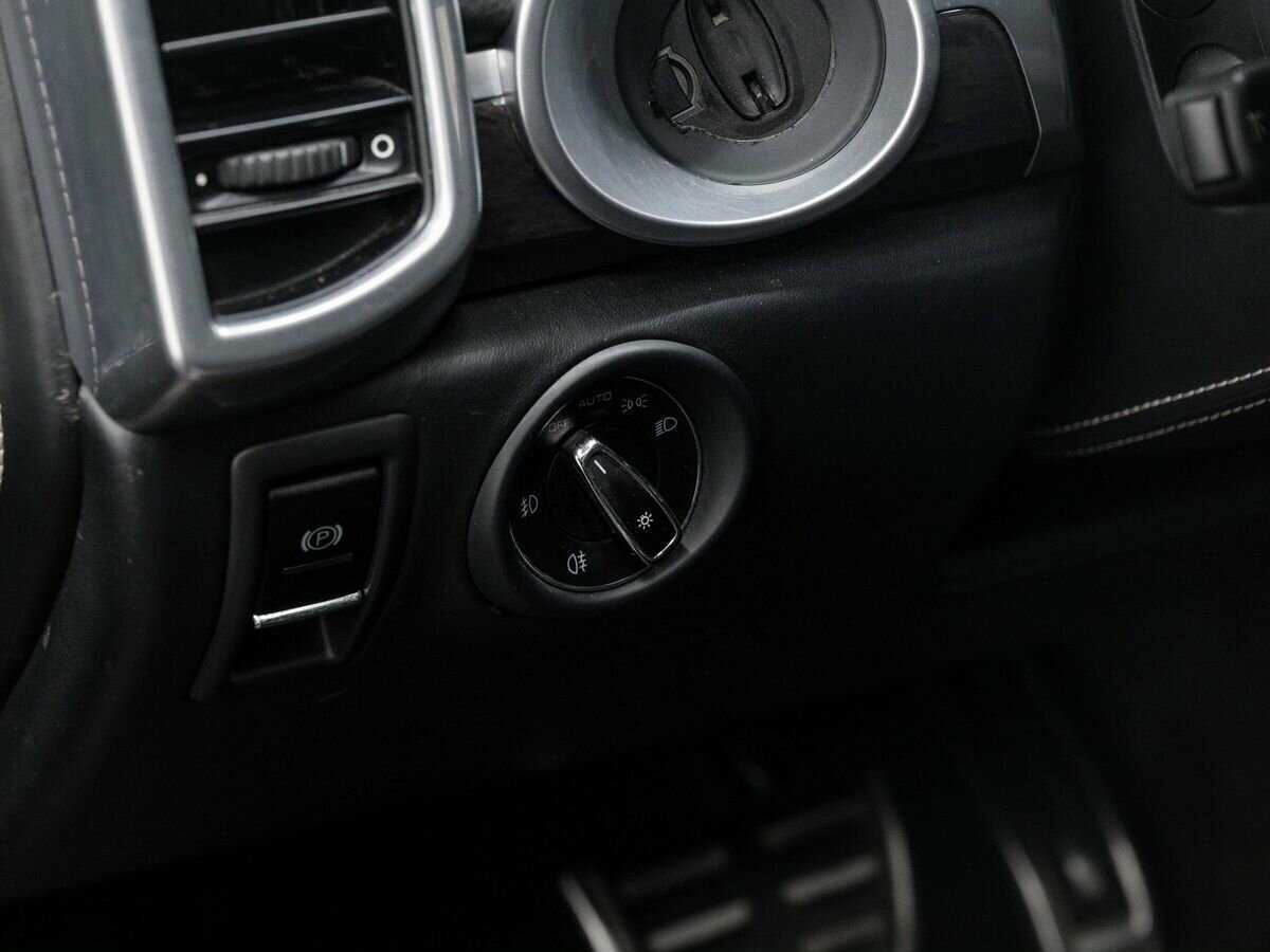 Porsche Cayenne с пробегом — 2014 год. Фото: #15