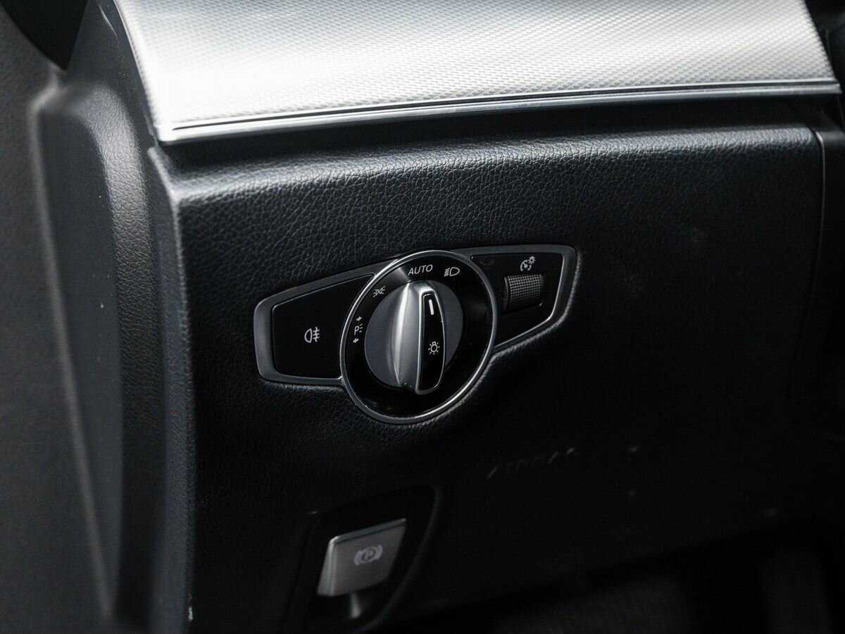 Mercedes-Benz E-Класс с пробегом — 2019 год. Фото: #14