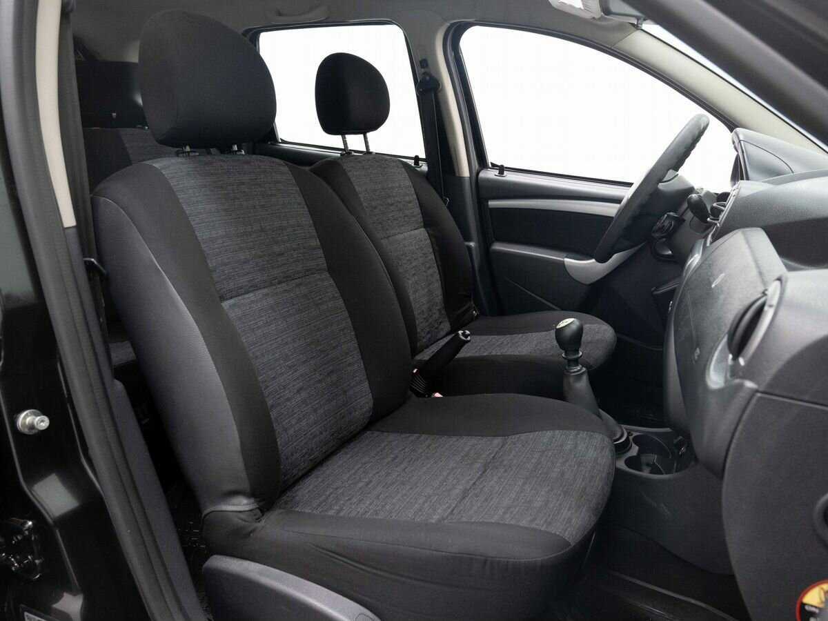 Renault Duster с пробегом — 2013 год. Фото: #11