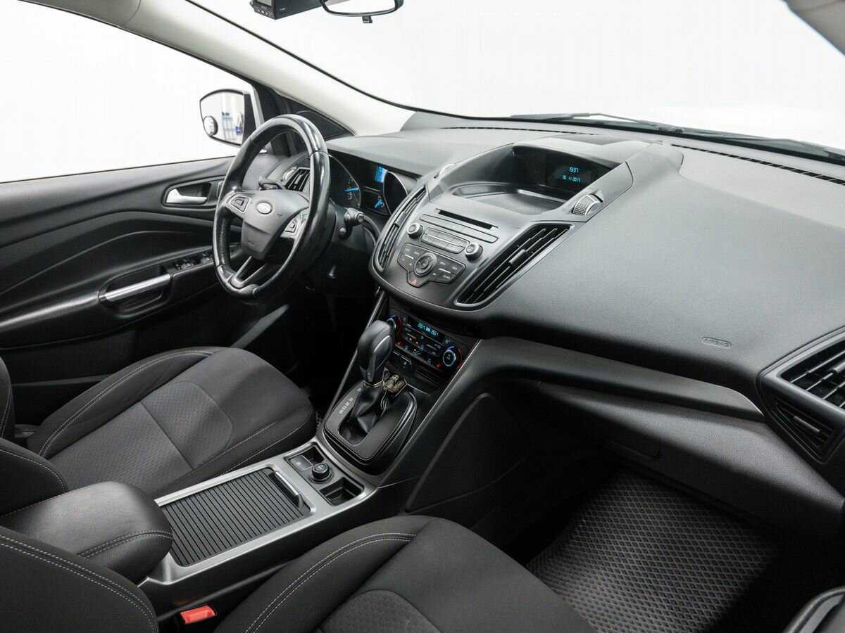 Ford Kuga с пробегом — 2018 год. Фото: #7