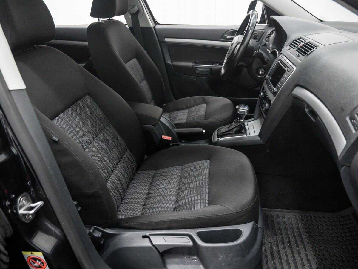 Skoda Octavia с пробегом — 2010 год. Фото: #7