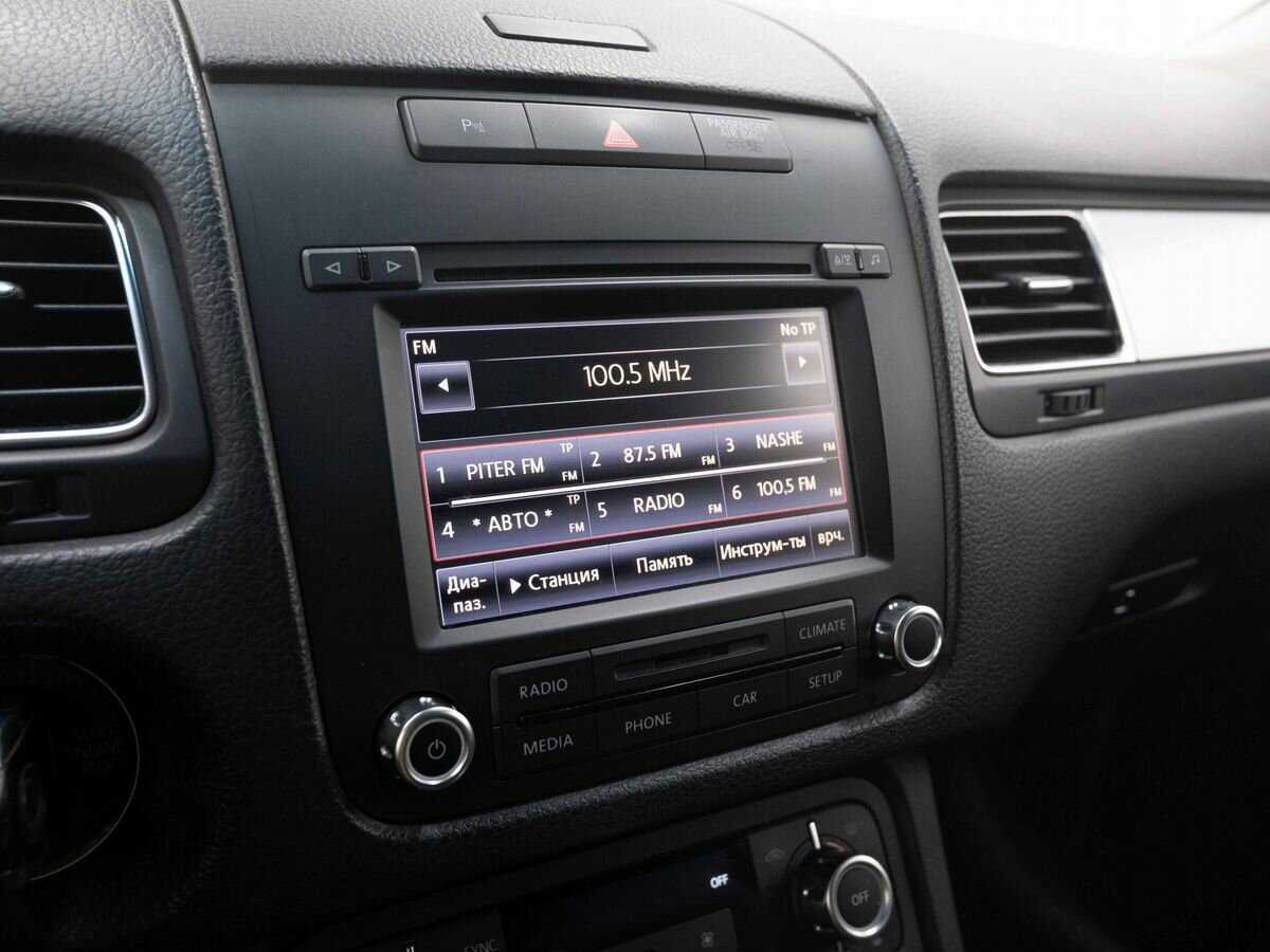 Volkswagen Touareg с пробегом — 2011 год. Фото: #20