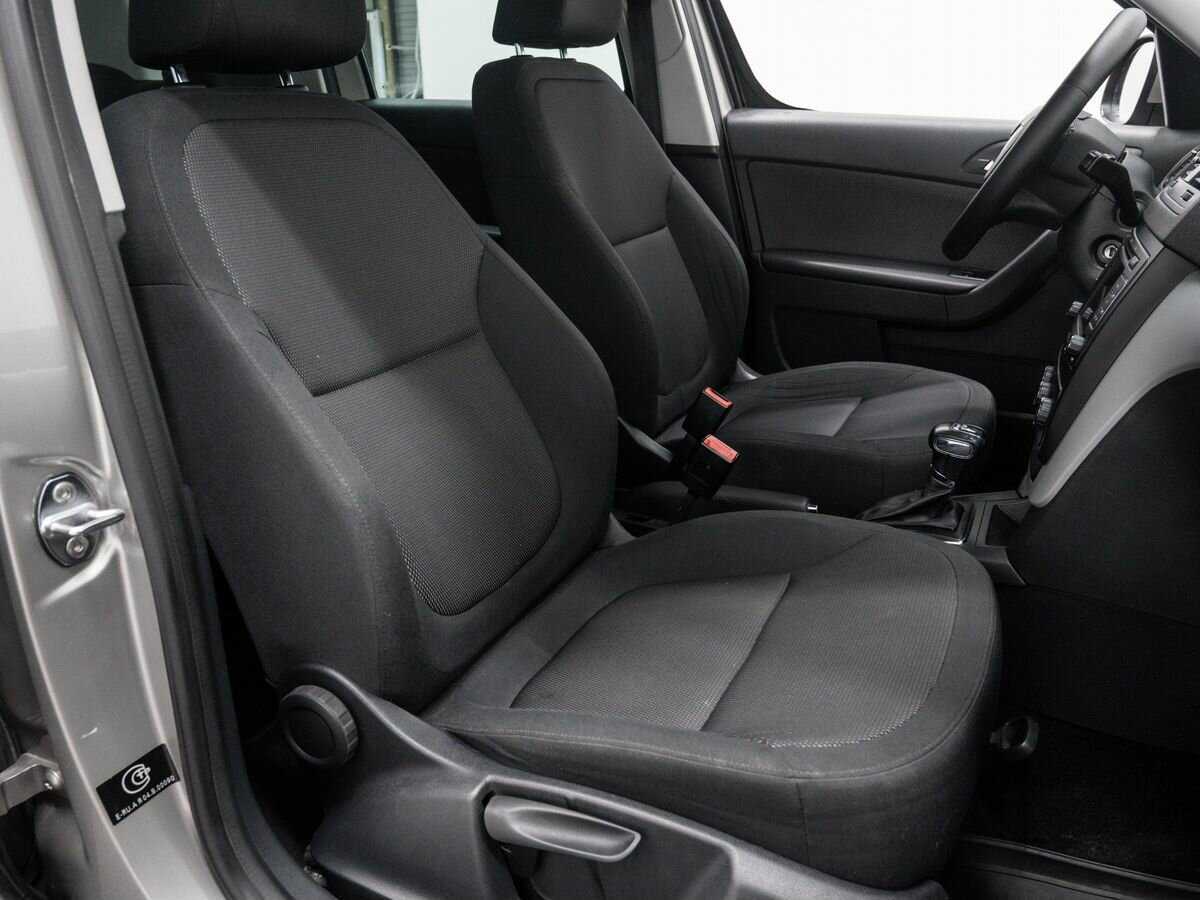 Skoda Yeti с пробегом — 2012 год. Фото: #7