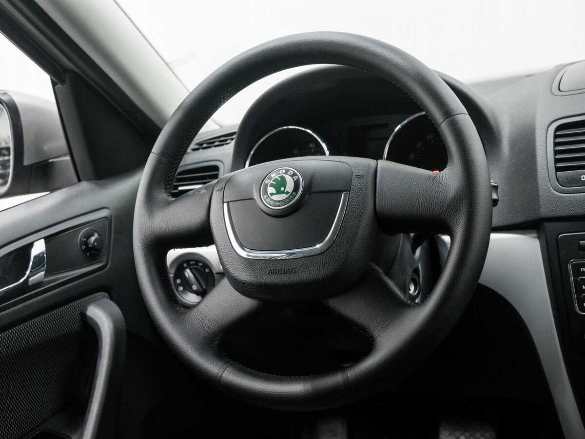 Skoda Yeti с пробегом — 2012 год. Фото: #10