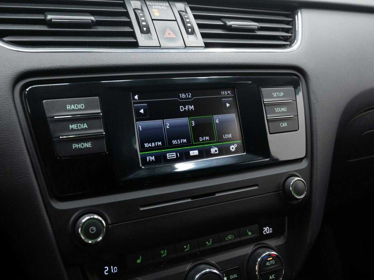 Skoda Octavia с пробегом — 2013 год. Фото: #17