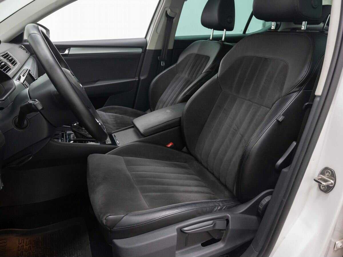 Skoda Superb с пробегом — 2016 год. Фото: #8