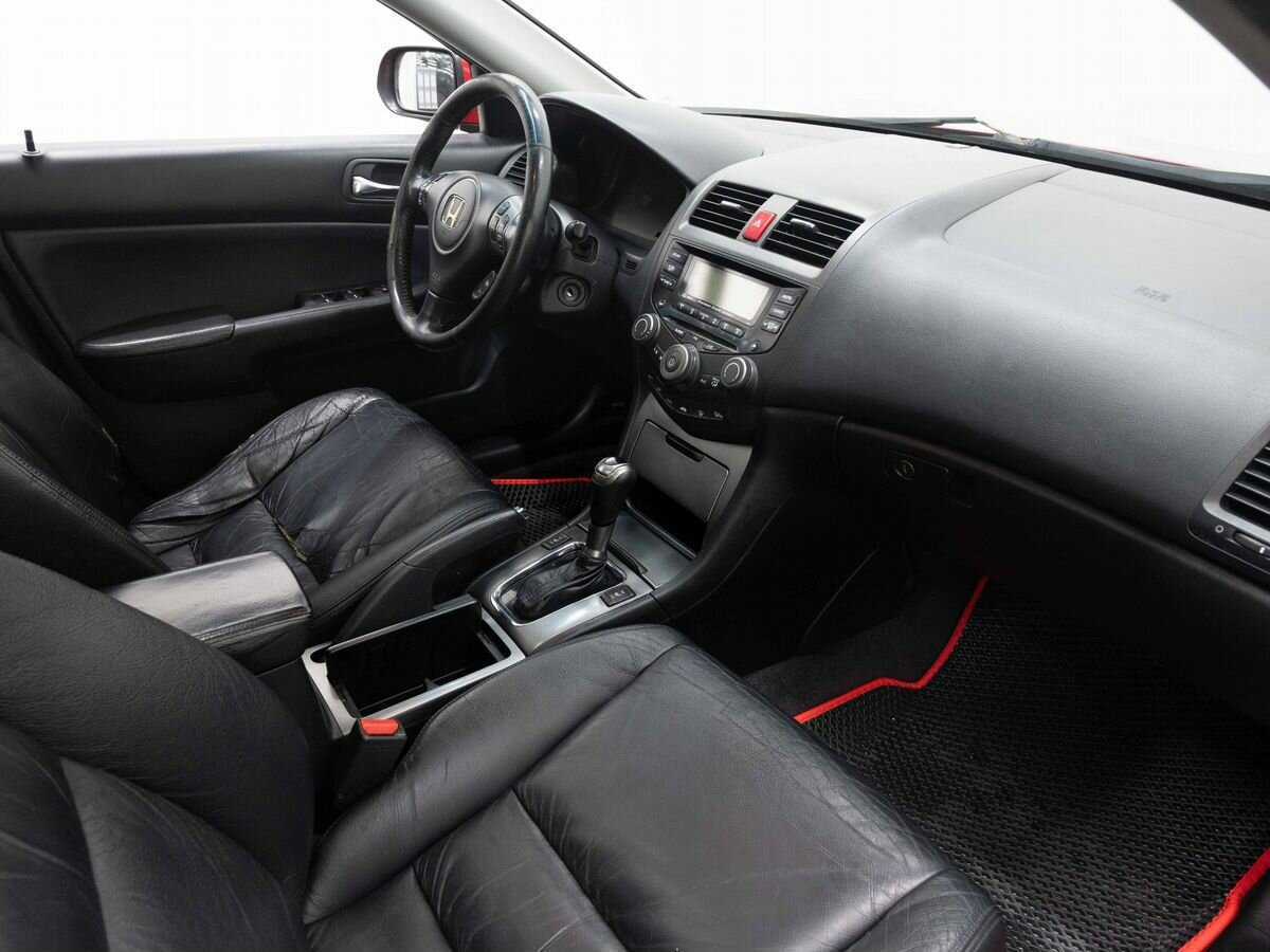 Honda Accord с пробегом — 2008 год. Фото: #9