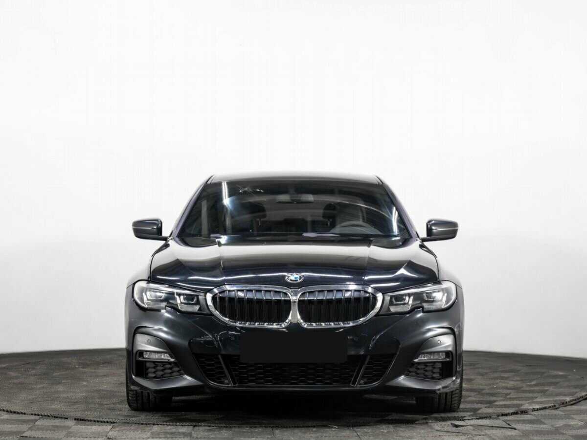 BMW 3 серии с пробегом — 2019 год. Фото: #1