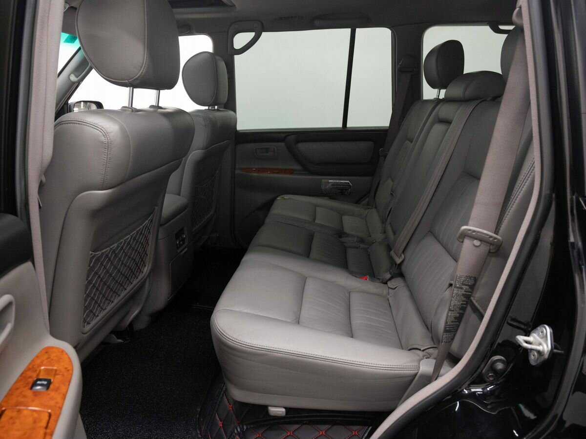 Toyota Land Cruiser с пробегом — 2007 год. Фото: #10