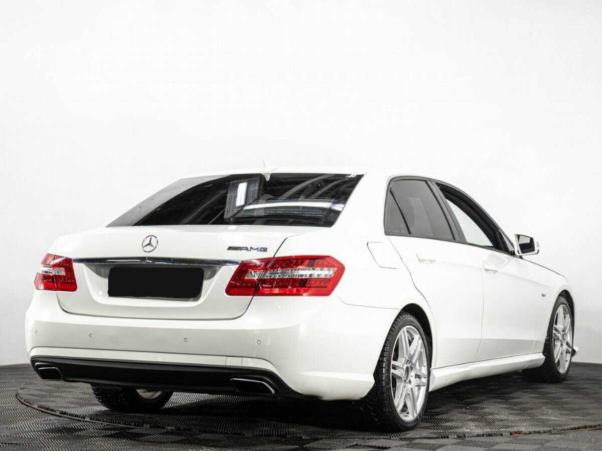 Mercedes-Benz E-Класс с пробегом — 2011 год. Фото: #3