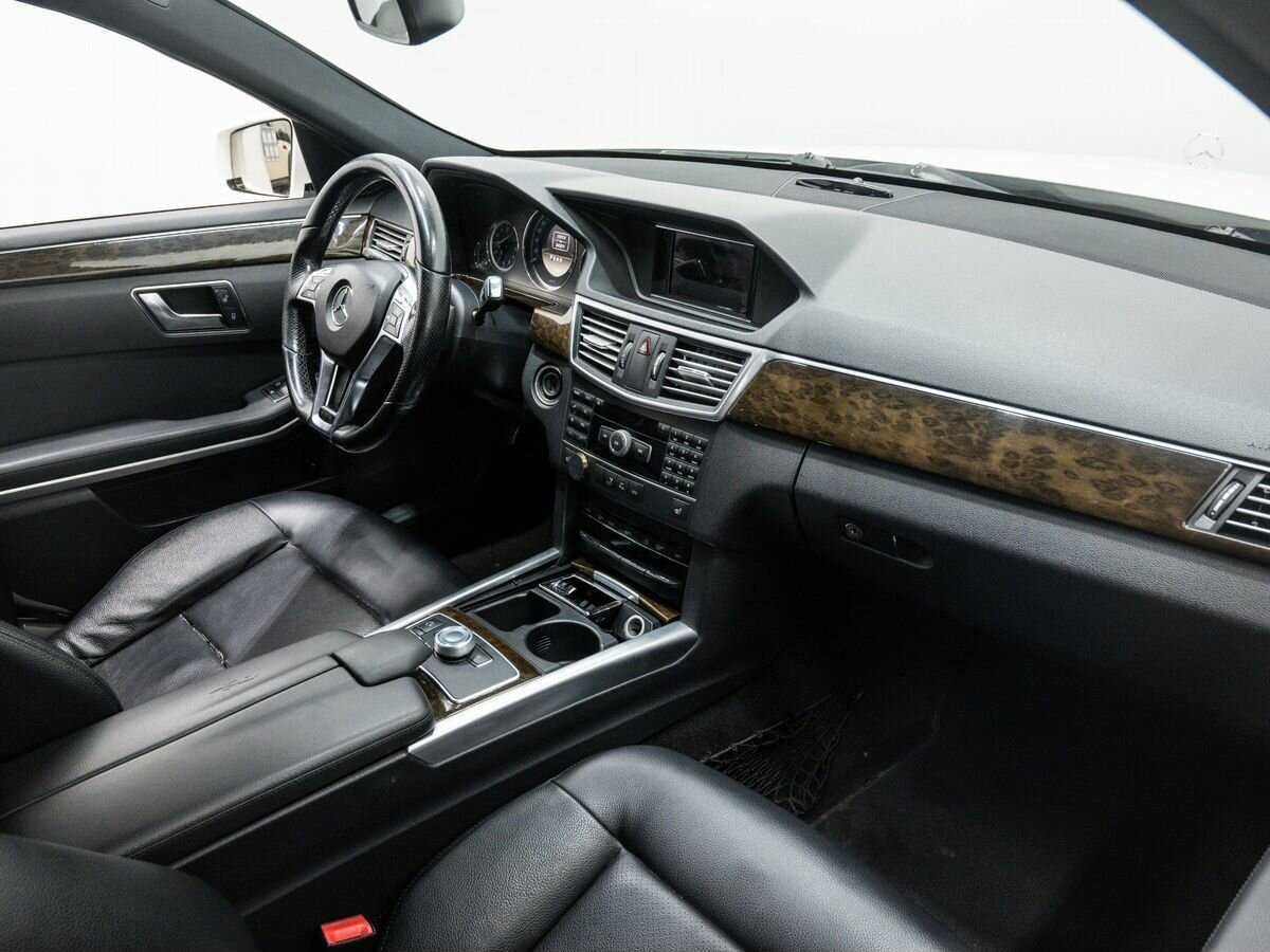 Mercedes-Benz E-Класс с пробегом — 2011 год. Фото: #7