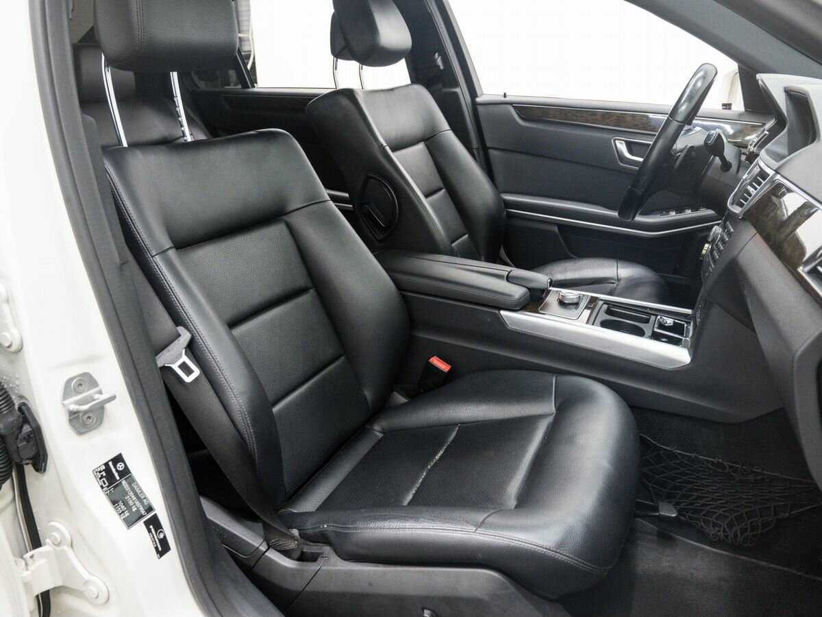 Mercedes-Benz E-Класс с пробегом — 2011 год. Фото: #8