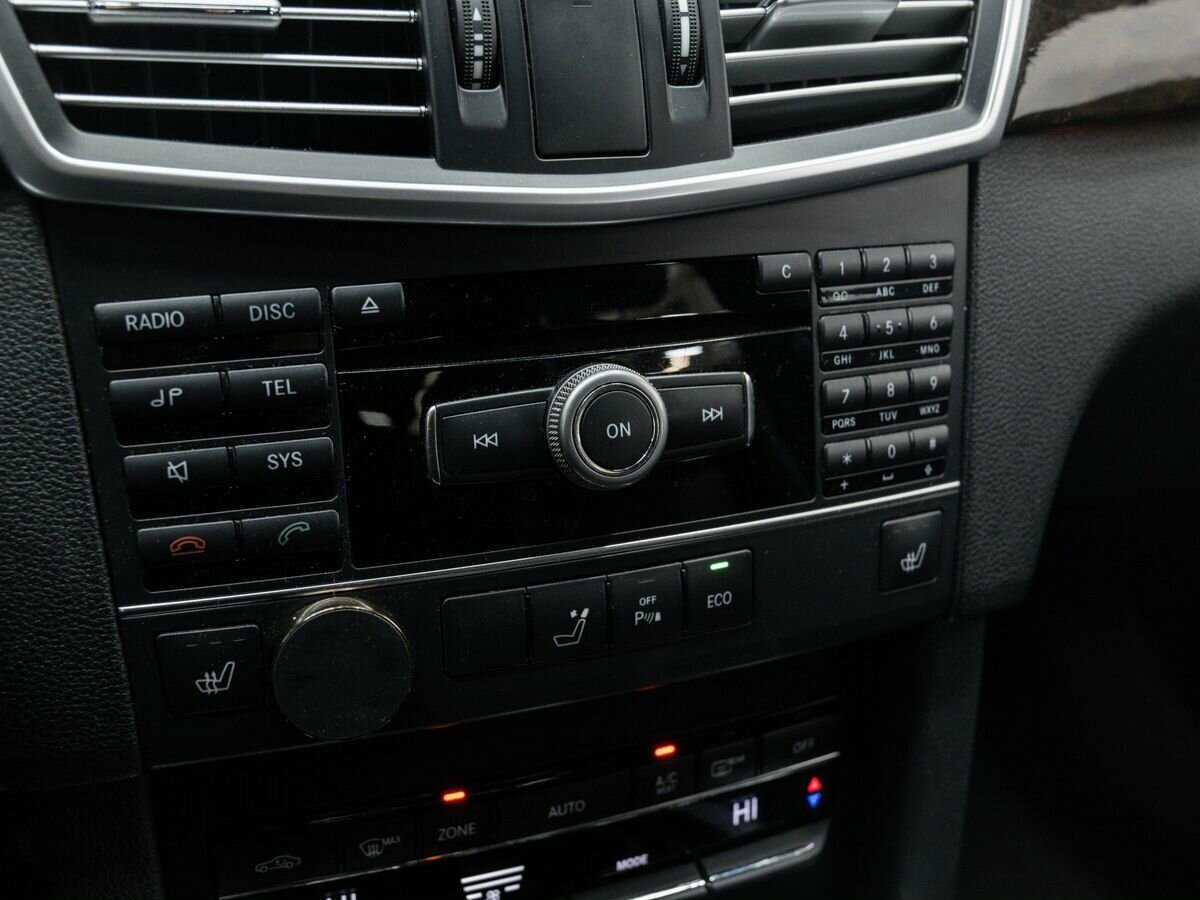 Mercedes-Benz E-Класс с пробегом — 2011 год. Фото: #17