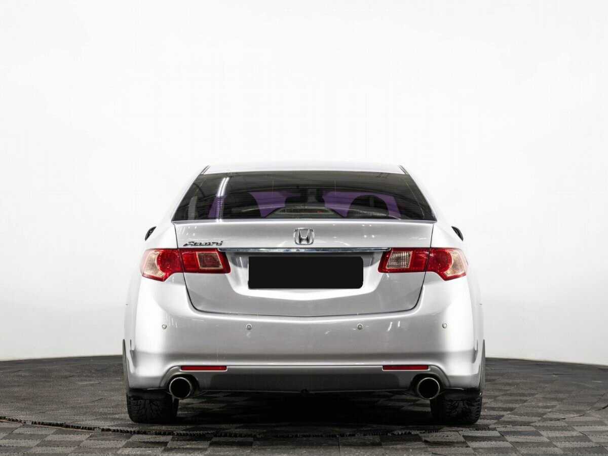 Honda Accord с пробегом — 2011 год. Фото: #4