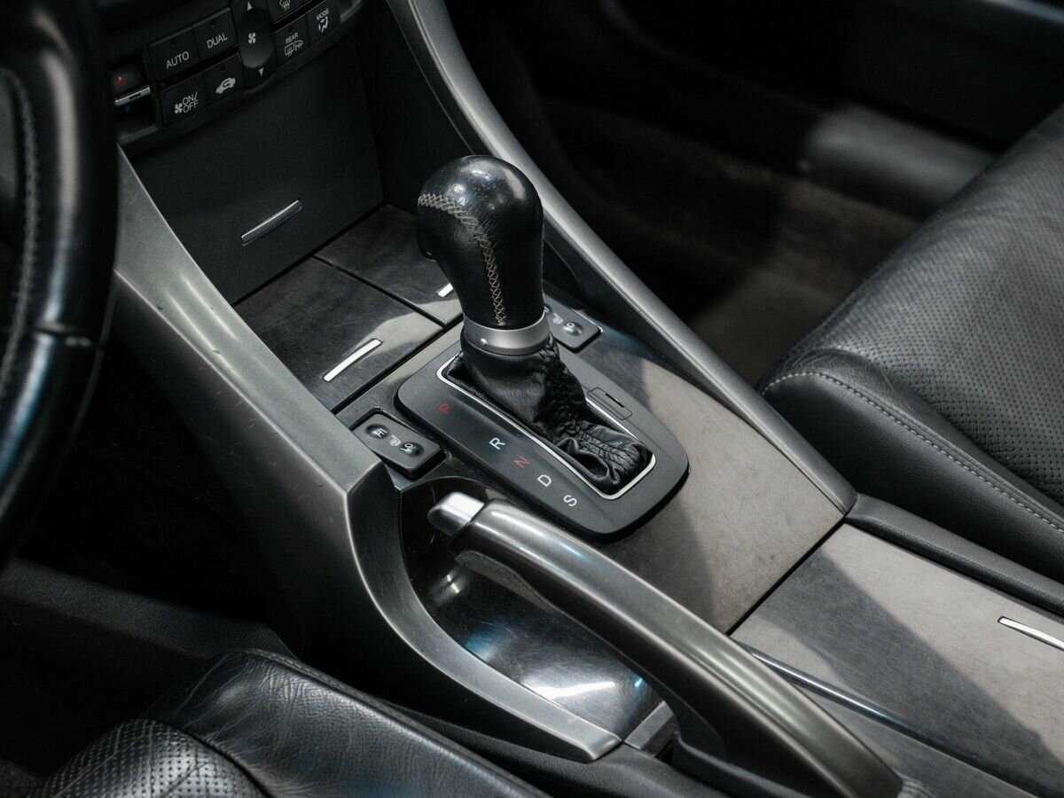 Honda Accord с пробегом — 2011 год. Фото: #17