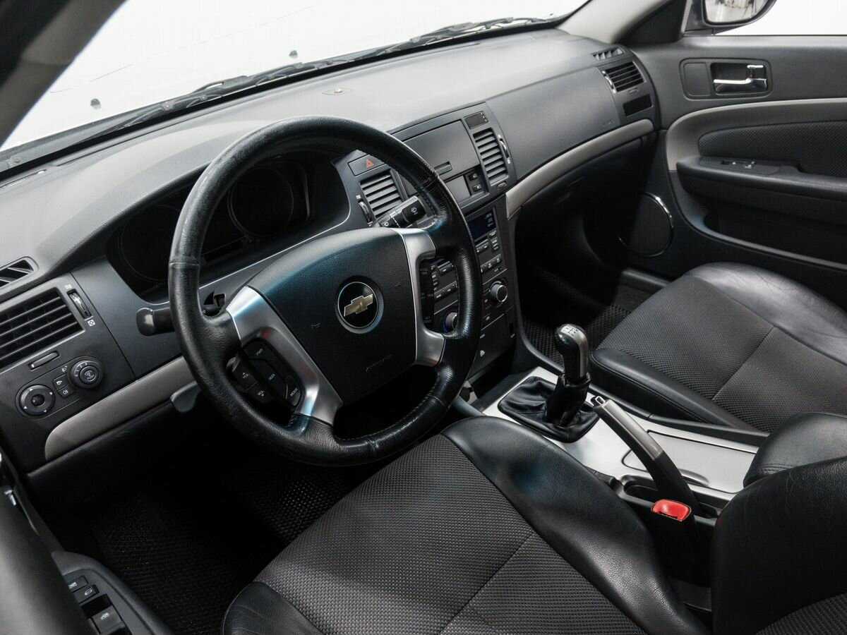 Chevrolet Epica с пробегом — 2011 год. Фото: #13