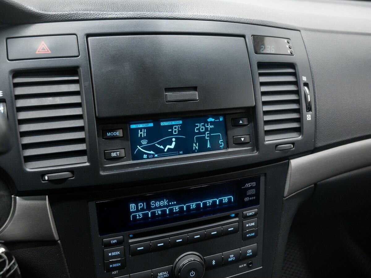 Chevrolet Epica с пробегом — 2011 год. Фото: #19