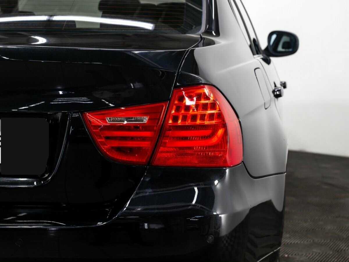 BMW 3 серии с пробегом — 2009 год. Фото: #6