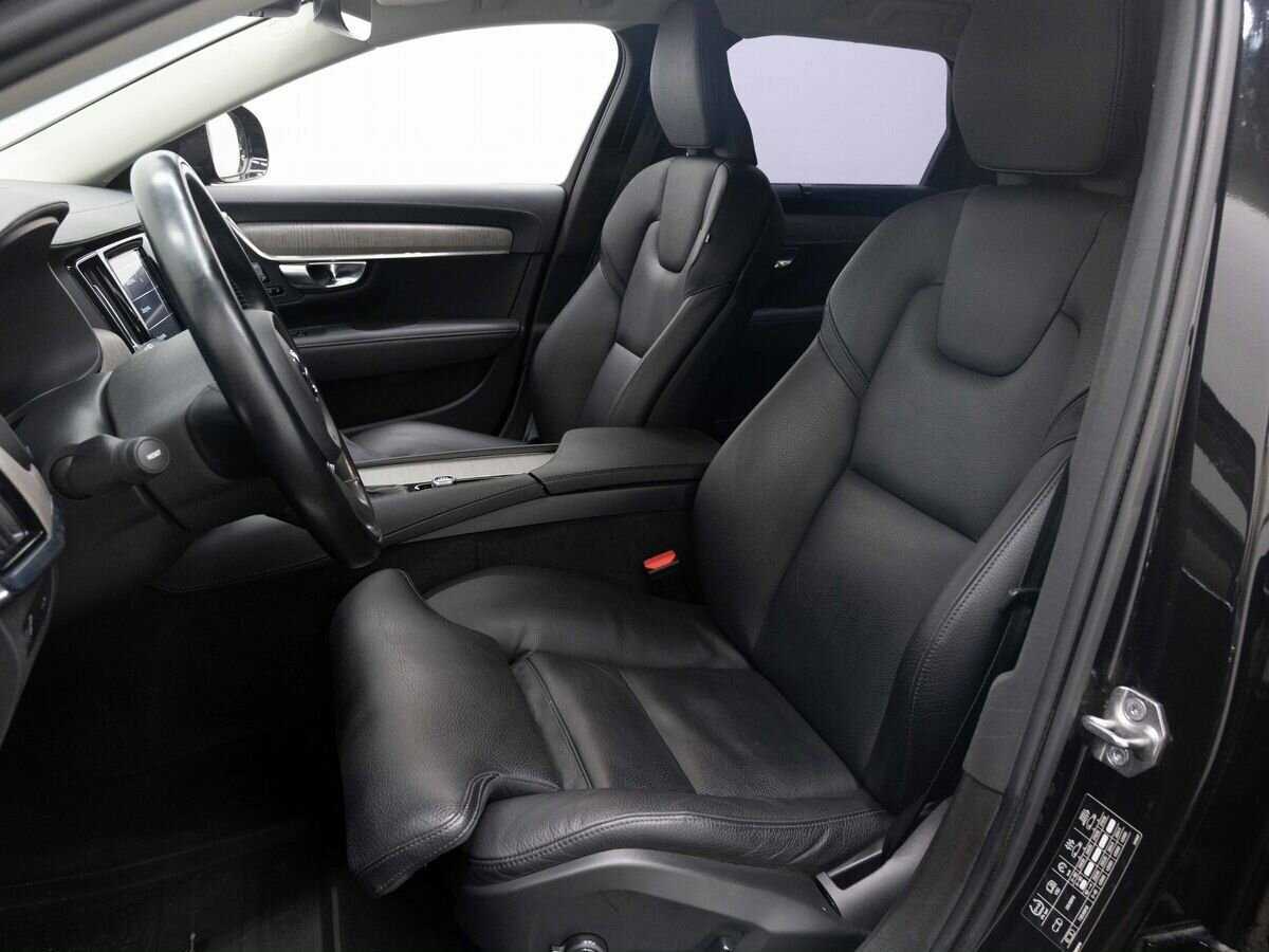 Volvo V90 Cross Country с пробегом — 2020 год. Фото: #8