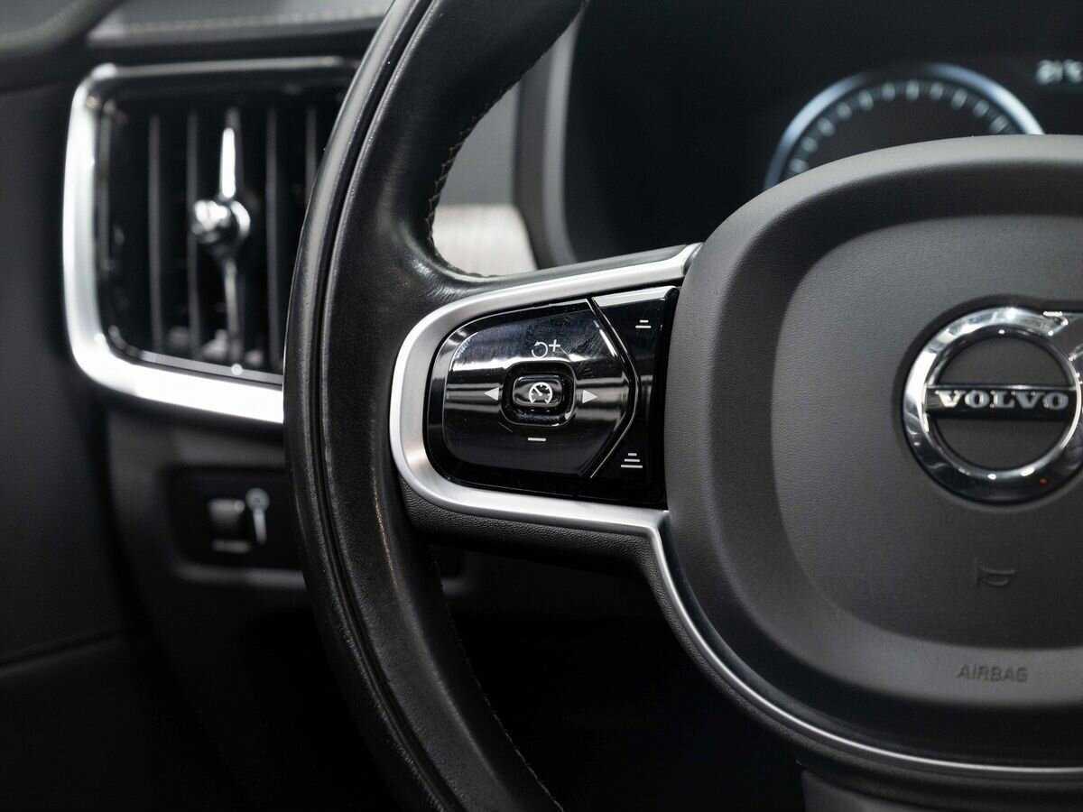 Volvo V90 Cross Country с пробегом — 2020 год. Фото: #15