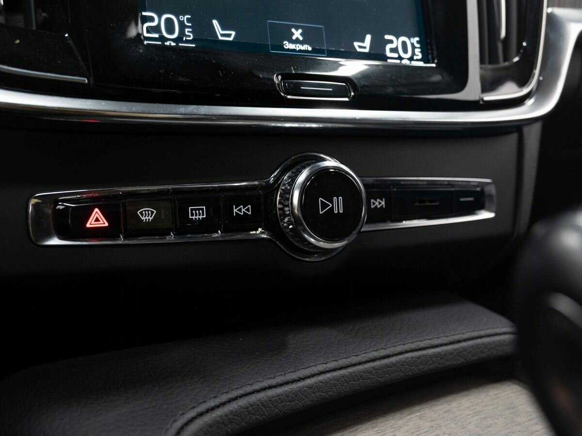 Volvo V90 Cross Country с пробегом — 2020 год. Фото: #21