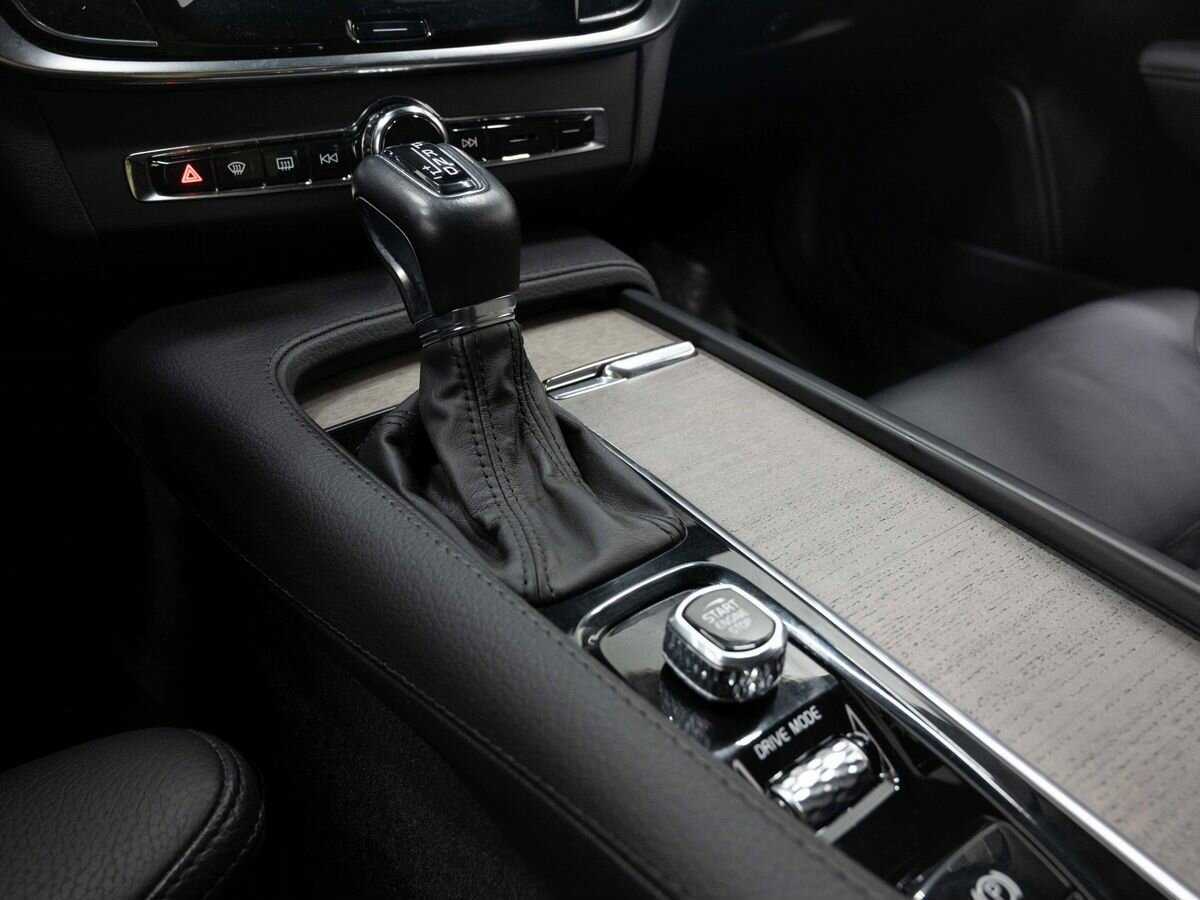 Volvo V90 Cross Country с пробегом — 2020 год. Фото: #22