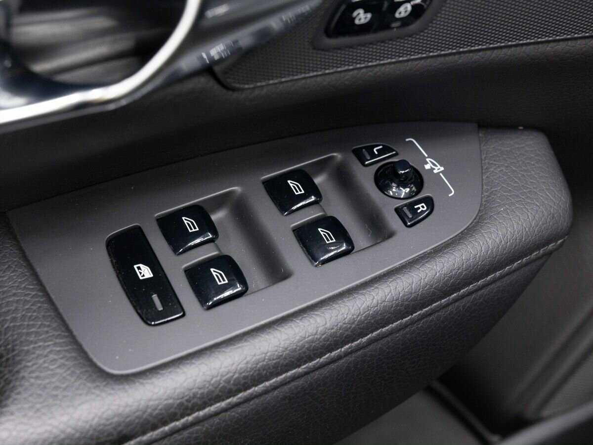 Volvo V90 Cross Country с пробегом — 2020 год. Фото: #24