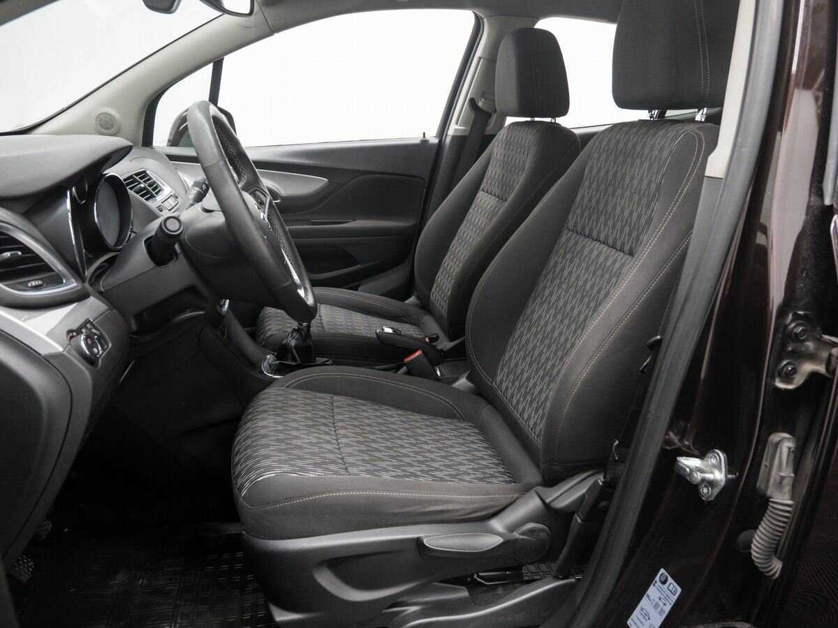 Opel Mokka с пробегом — 2013 год. Фото: #14